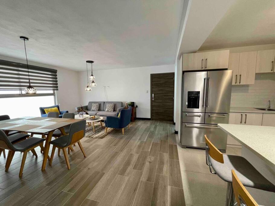 Lovely 2 Bedroom Rental Unit With Free Parking Γουατεμάλα Εξωτερικό φωτογραφία