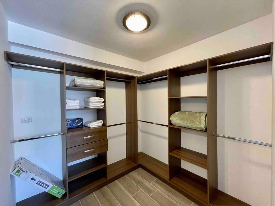 Lovely 2 Bedroom Rental Unit With Free Parking Γουατεμάλα Εξωτερικό φωτογραφία